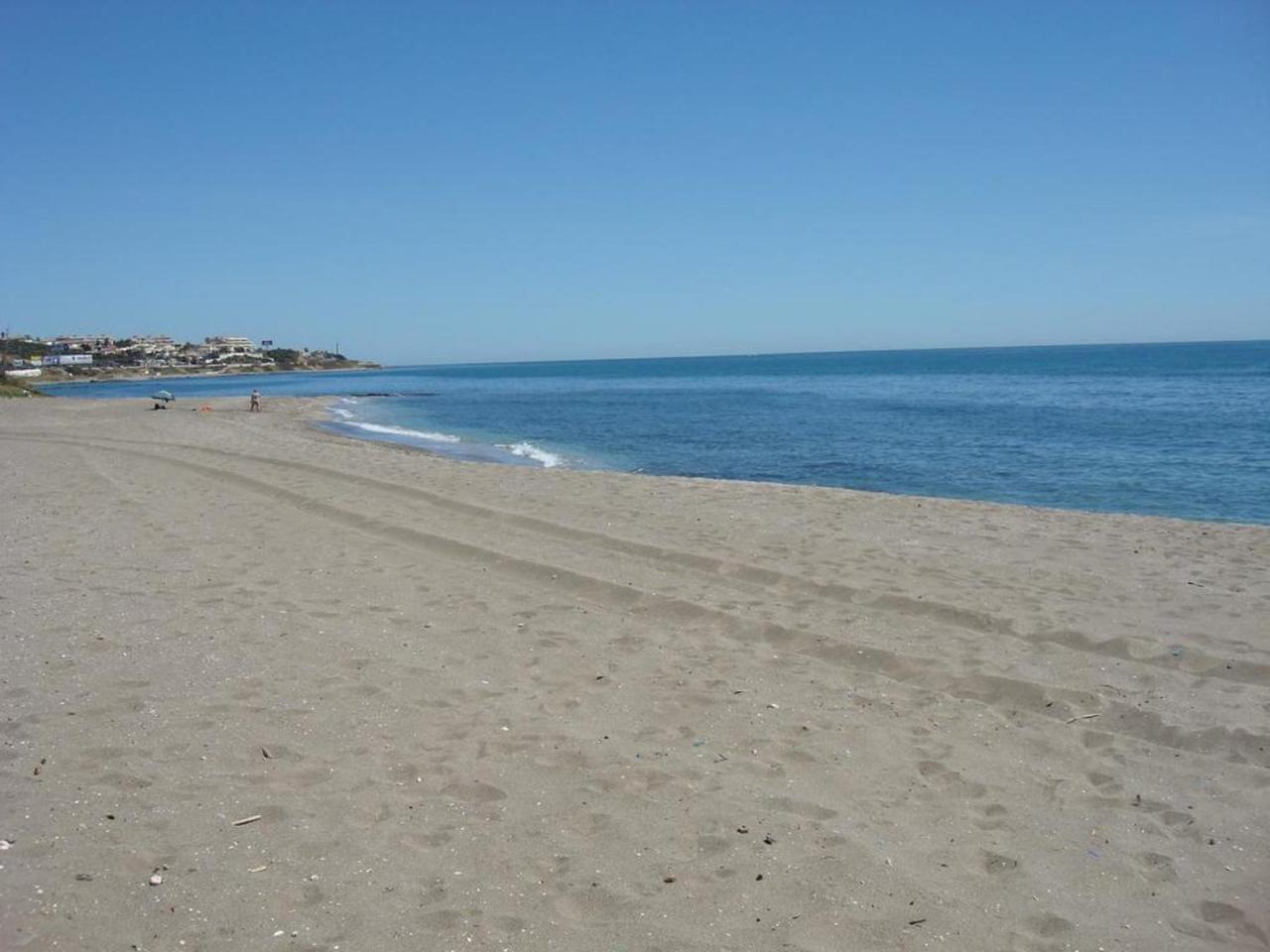 Urbanization On The Beach Front 1-3 La Cala De Mijas Exterior photo